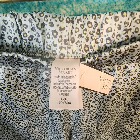 Victoria Secert Silk PJ Set - Picture 4 of 5